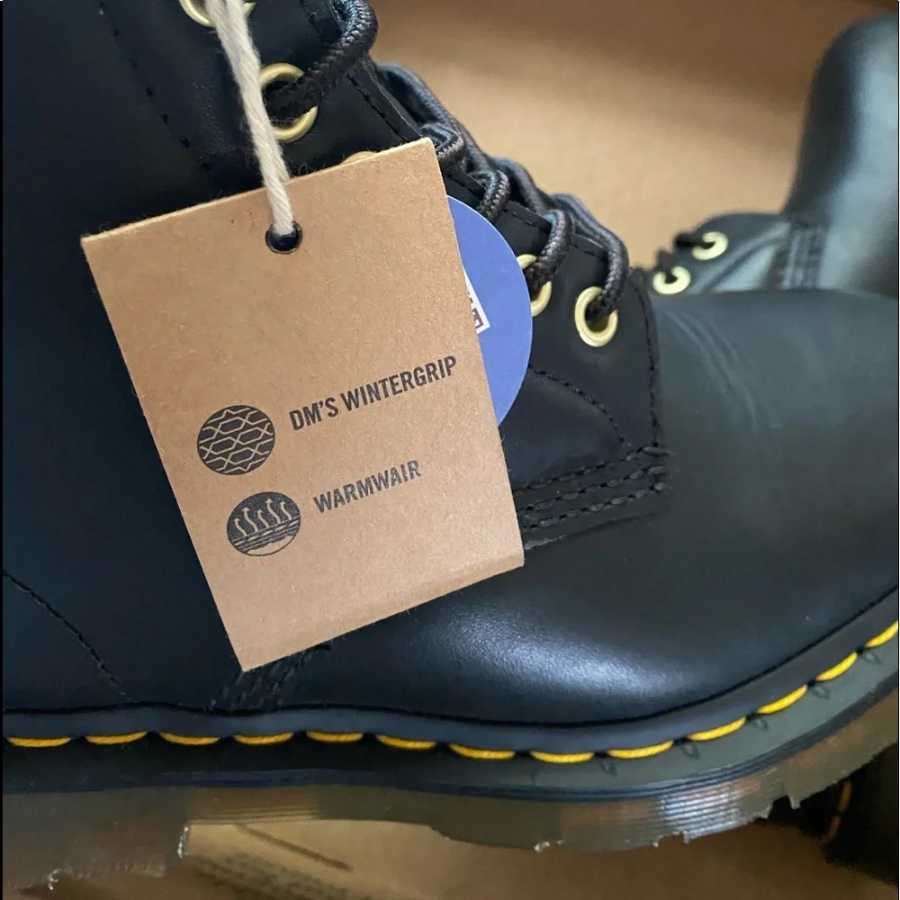 Dr Martens 1460 Blizzard waterproof warmwair Men’s boot SZ 7 NWT